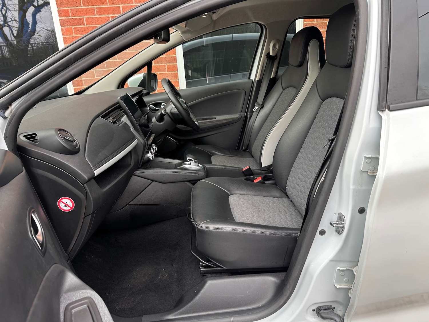 Used Renault Zoe 2021 for sale - 76848854: Photo 18