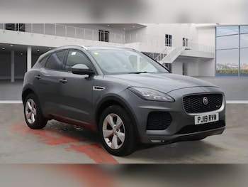Used Jaguar E-Pace 2019 for sale - 76536186: Photo