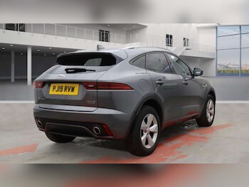 Used Jaguar E-Pace 2019 for sale - 76536186: Photo