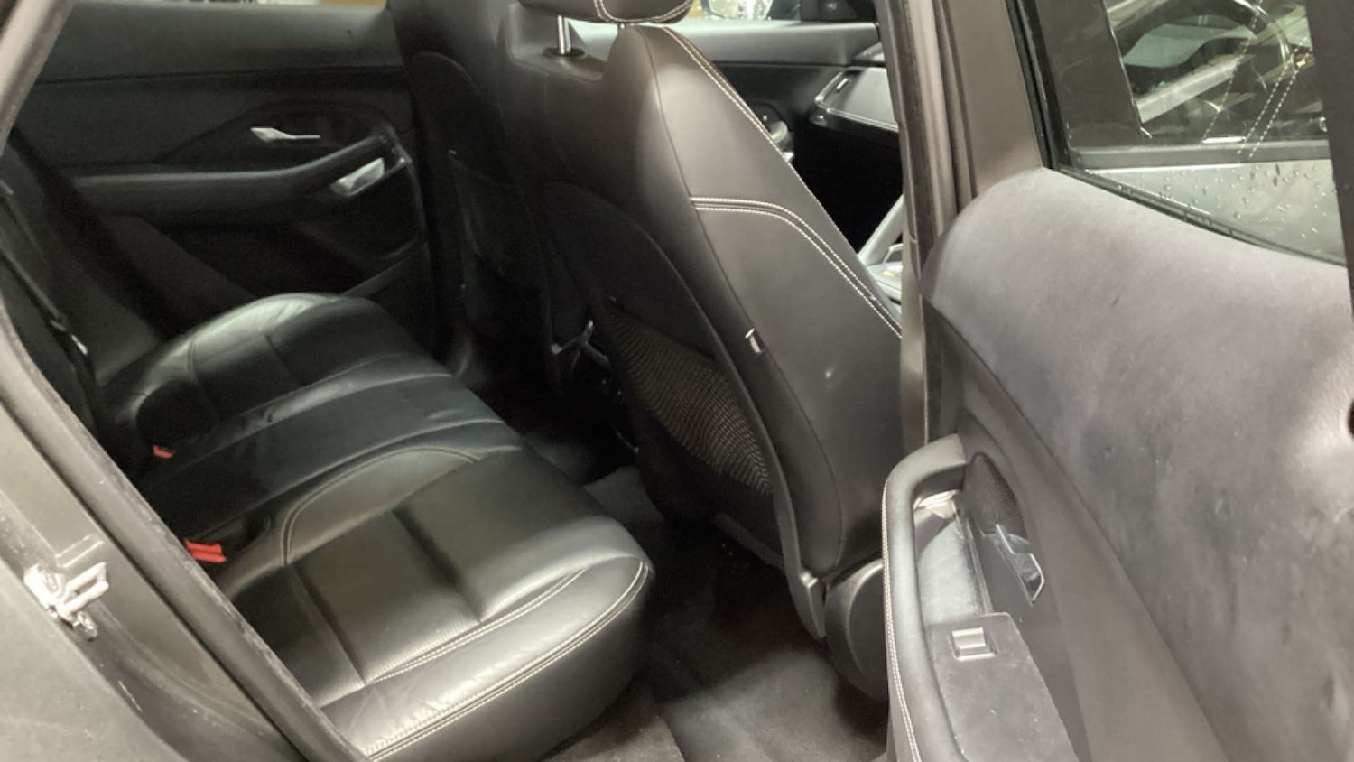 Used Jaguar E-Pace 2019 for sale - 76536186: Photo 8