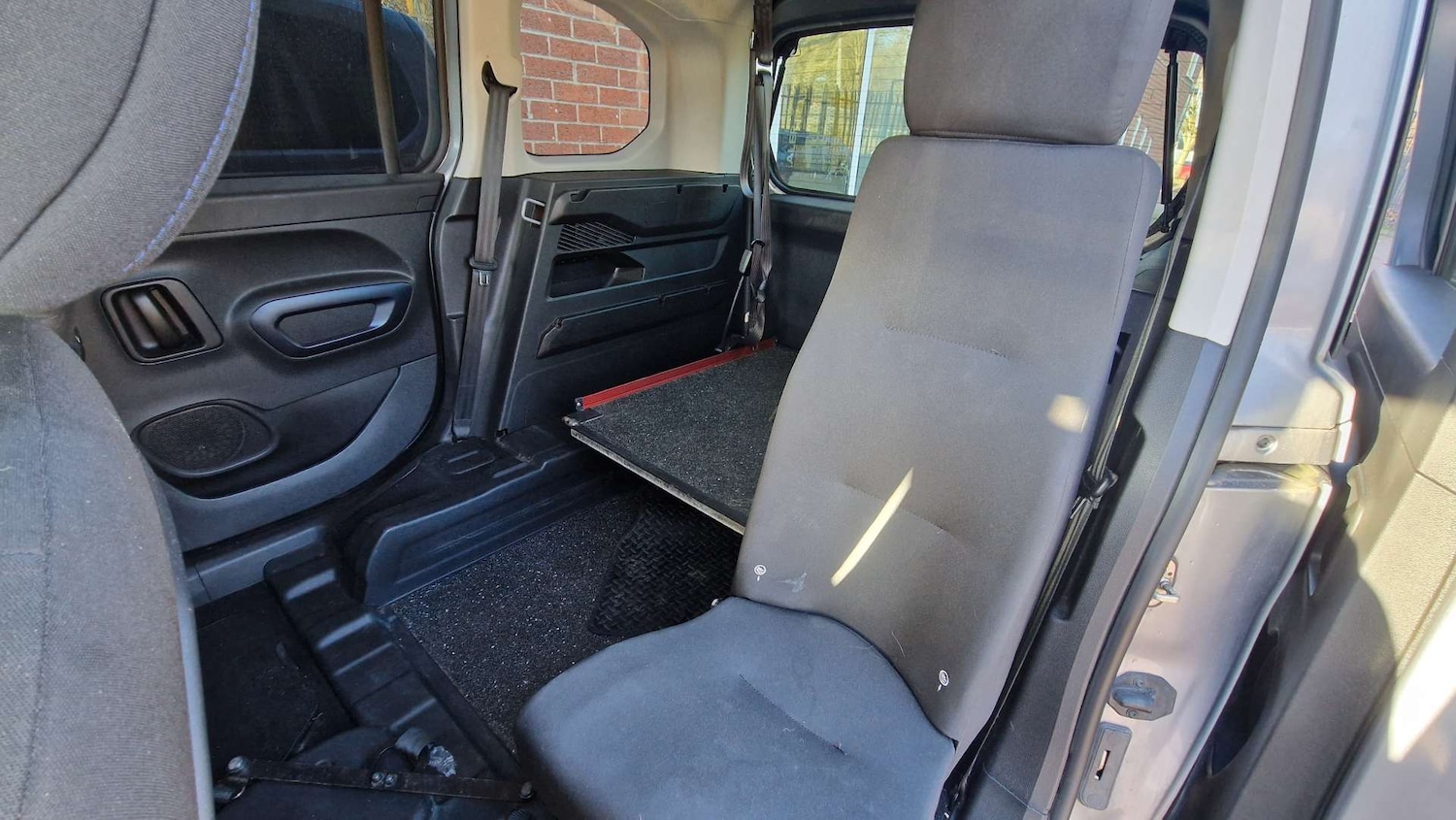 Used Peugeot Rifter 2020 for sale - 76959856: Photo 28