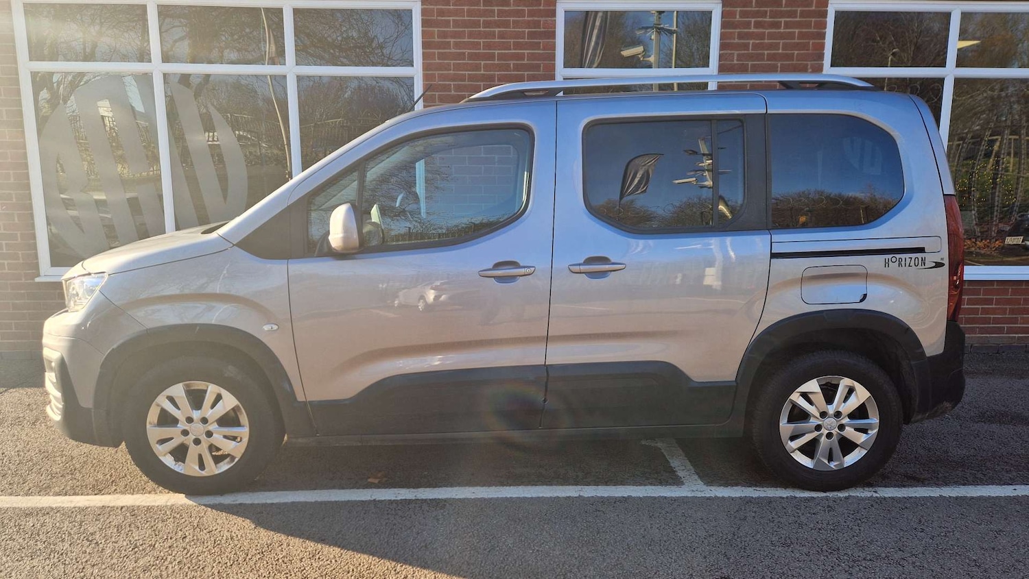 Used Peugeot Rifter 2020 for sale - 76959856: Photo 3