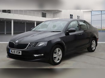 Used Skoda Octavia 2019 for sale - 76687499: Photo