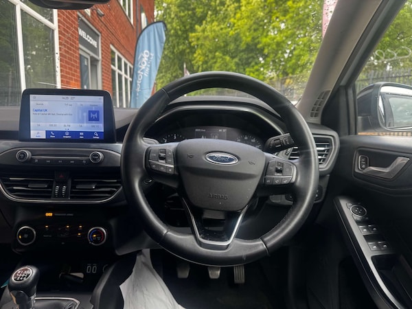 Used Ford Focus 2021 for sale - 76277631: Photo 26