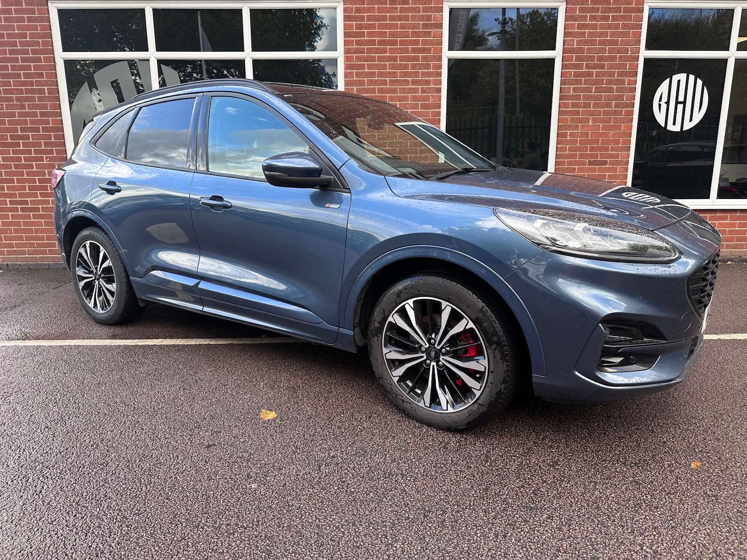 Used Ford Kuga 2021 for sale - 76352618: Photo 1