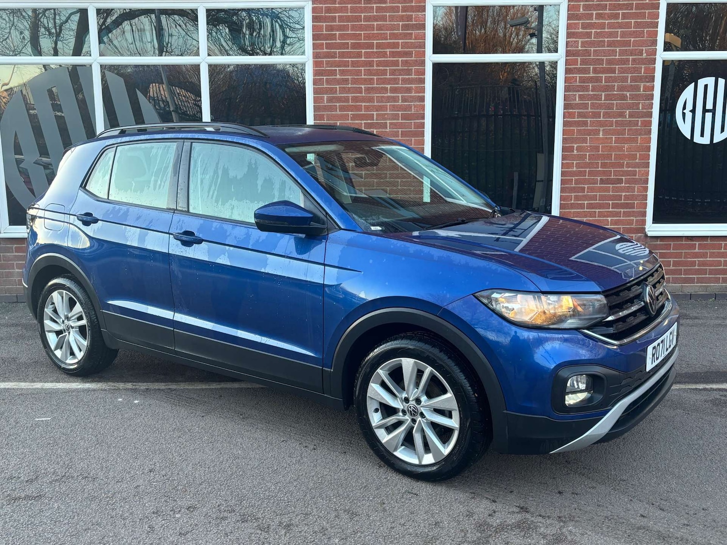 Used Volkswagen T-Cross 2021 for sale - 77168066: Photo 1