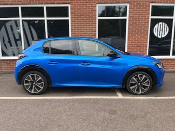 Used Peugeot 208 2021 for sale - 76277712: Photo 2