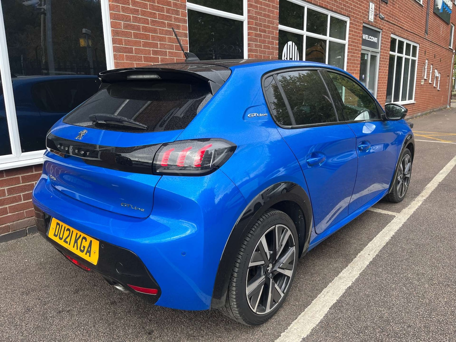 Used Peugeot 208 2021 for sale - 76277712: Photo 7