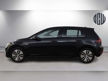 Used Volkswagen Golf 2020 for sale - 78243310: Photo