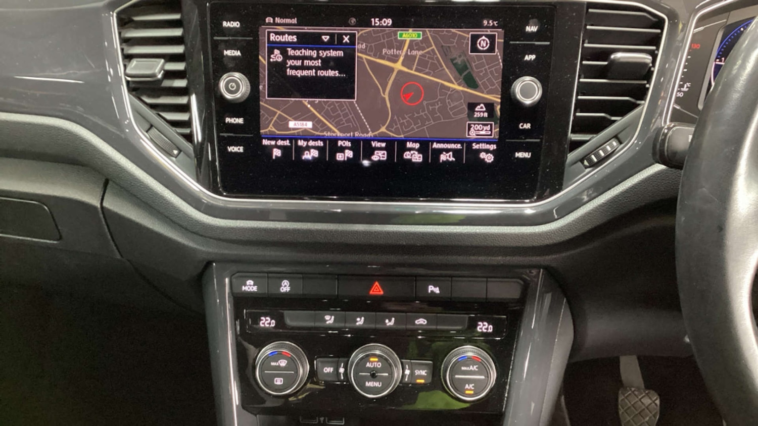 Used Volkswagen T-Roc 2019 for sale - 77573069: Photo 11