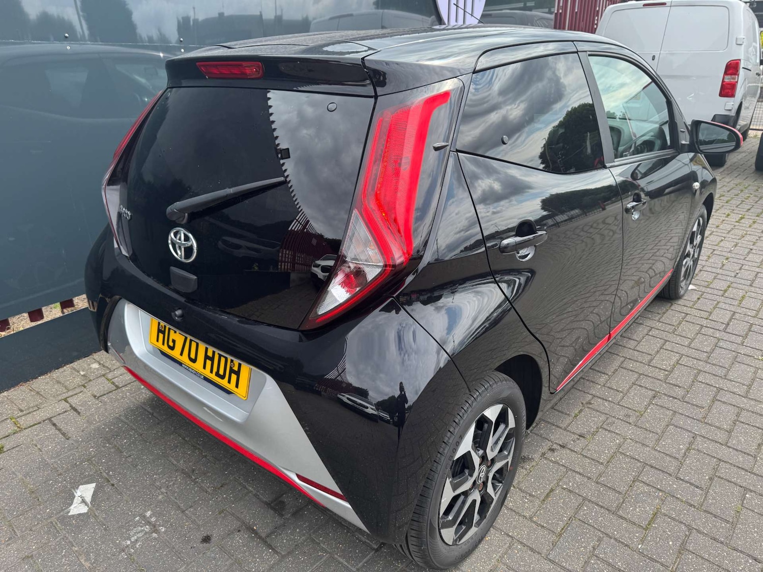 Used Toyota AYGO 2020 for sale - 76277665: Photo 9