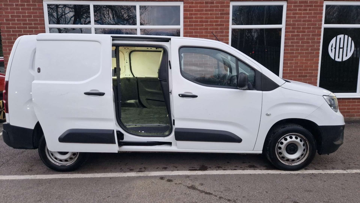 Used Vauxhall Combo 2021 for sale - 77045748: Photo 4