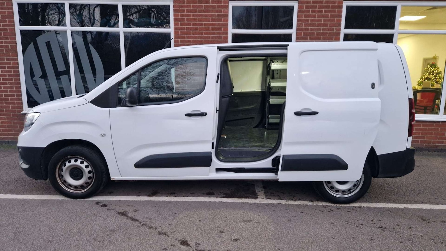 Used Vauxhall Combo 2021 for sale - 77045748: Photo 5