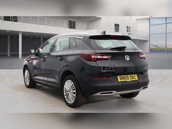 Used Vauxhall Grandland X 2019 for sale - 76162616: Photo 3
