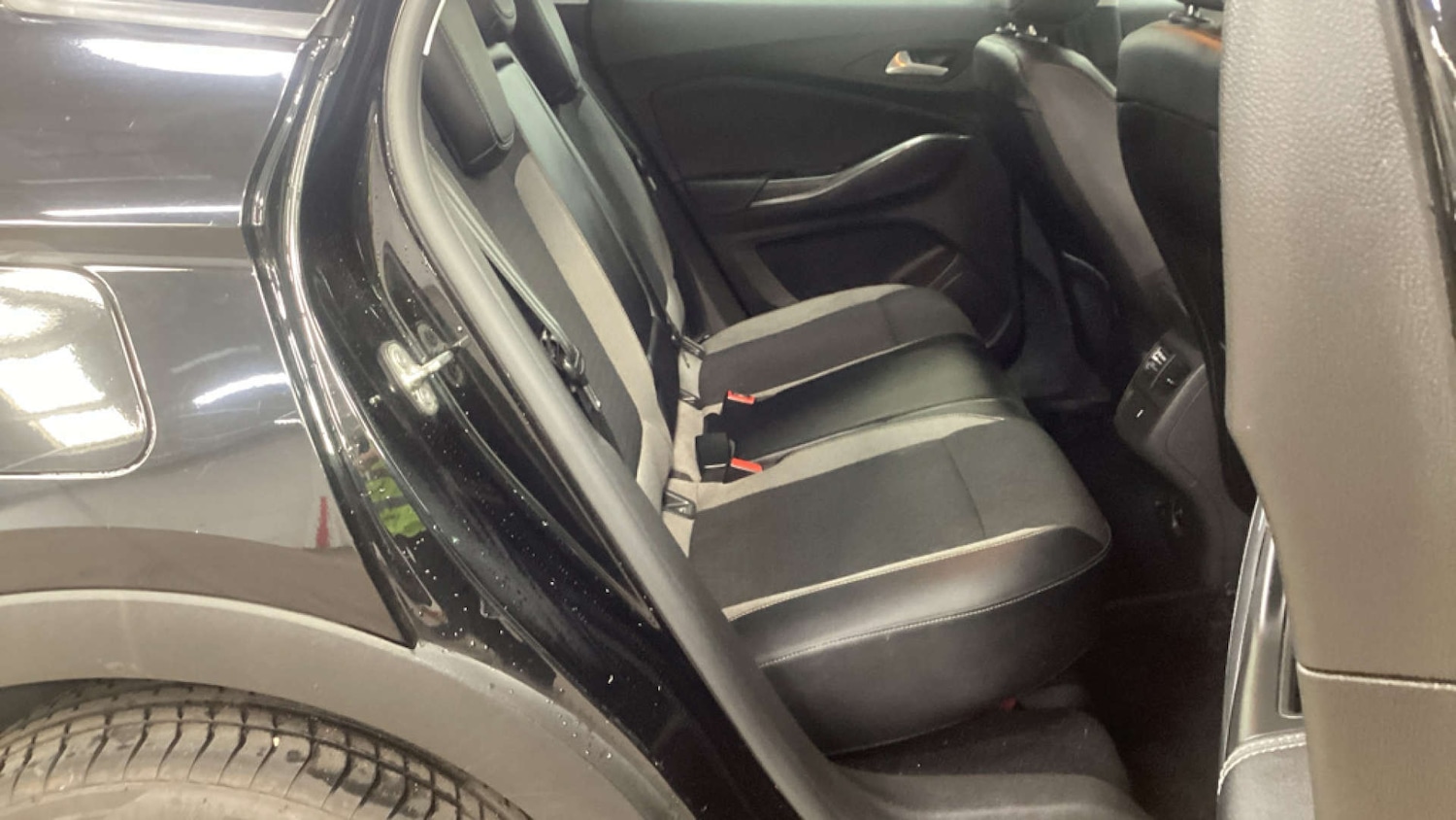 Used Vauxhall Grandland X 2019 for sale - 76162616: Photo 8