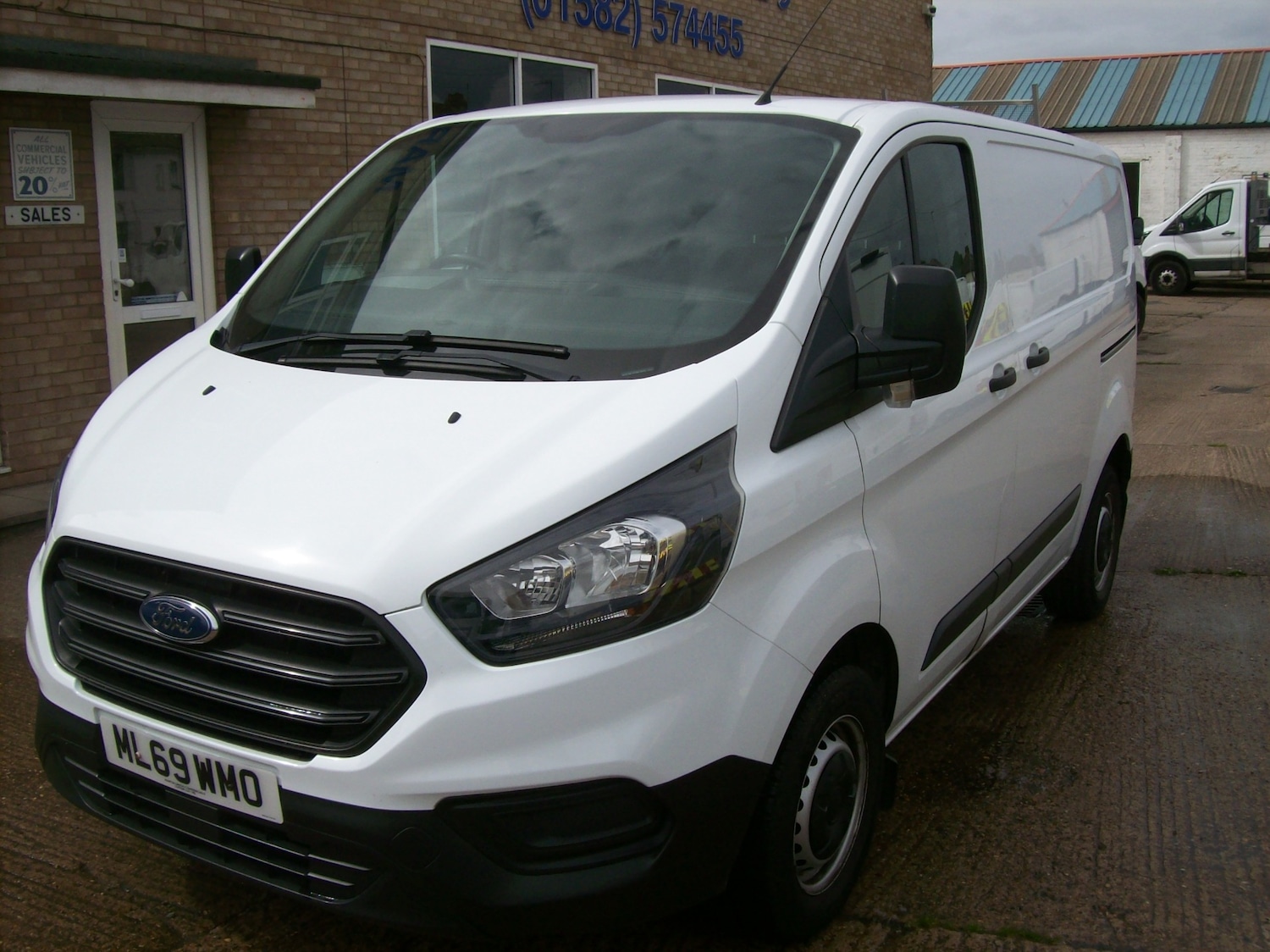 Used Ford Transit Custom 2019 for sale - 75761072: Photo 2