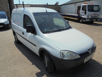 Used Vauxhall Combo 2010 for sale - 79355459: Photo