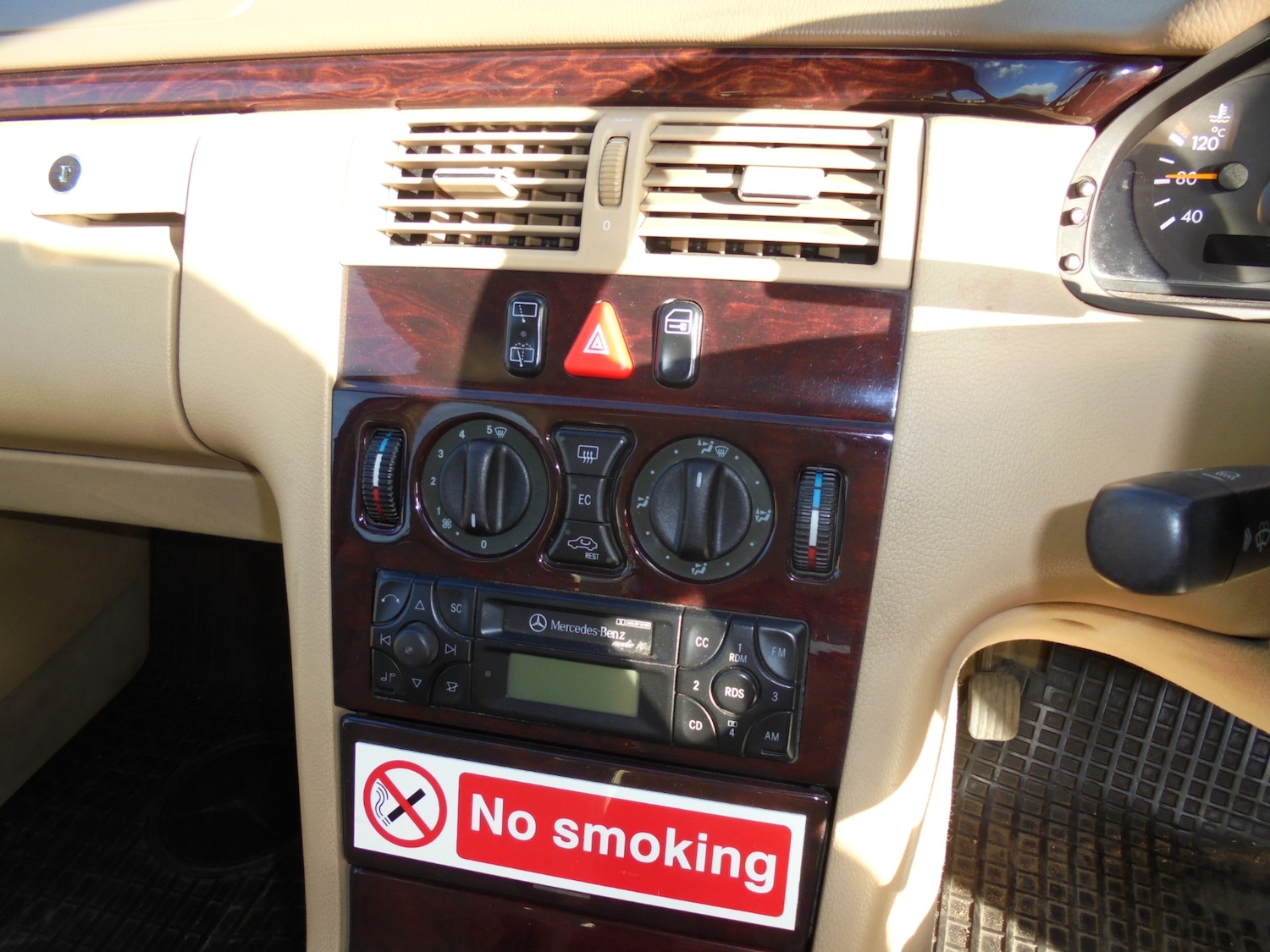 Used Mercedes-Benz E Class 2003 for sale - 78028190: Photo 14