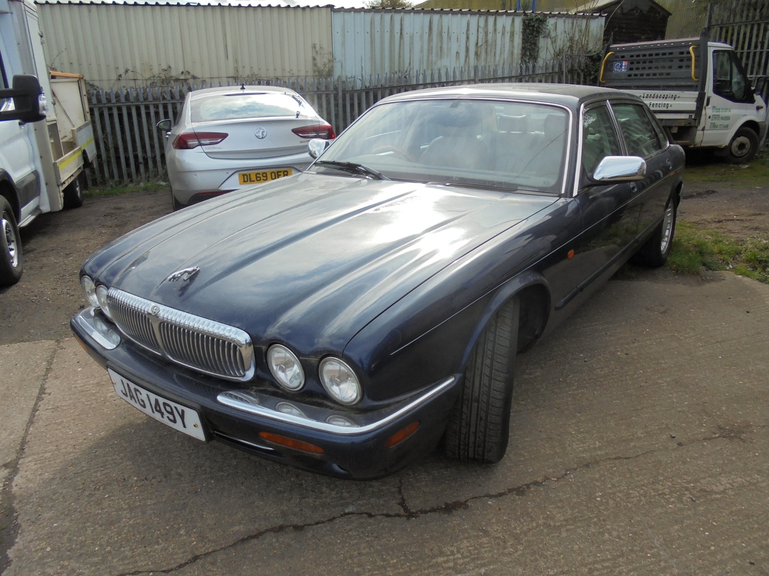 Used Daimler XJ Series 1999 for sale - 77830633: Photo 2