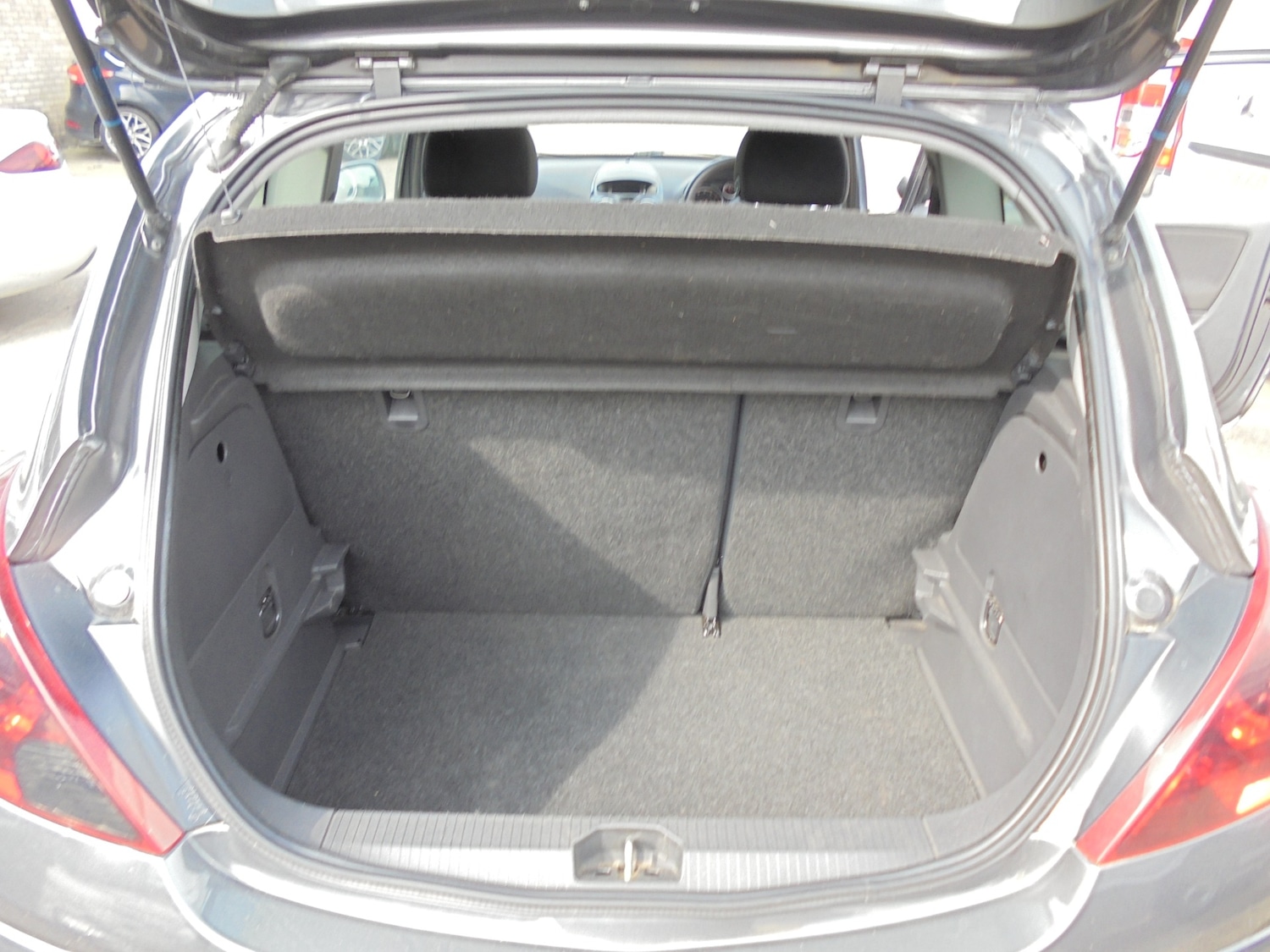 Used Vauxhall Corsa 2011 for sale - 78000086: Photo 7