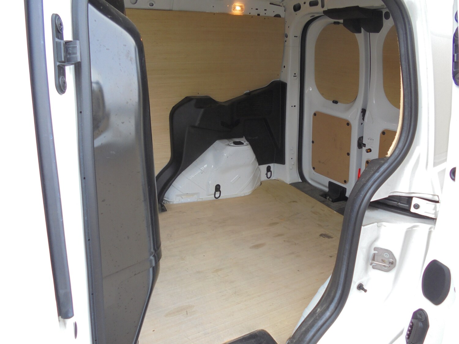 Used Ford Transit Courier 2022 for sale - 76221637: Photo 6