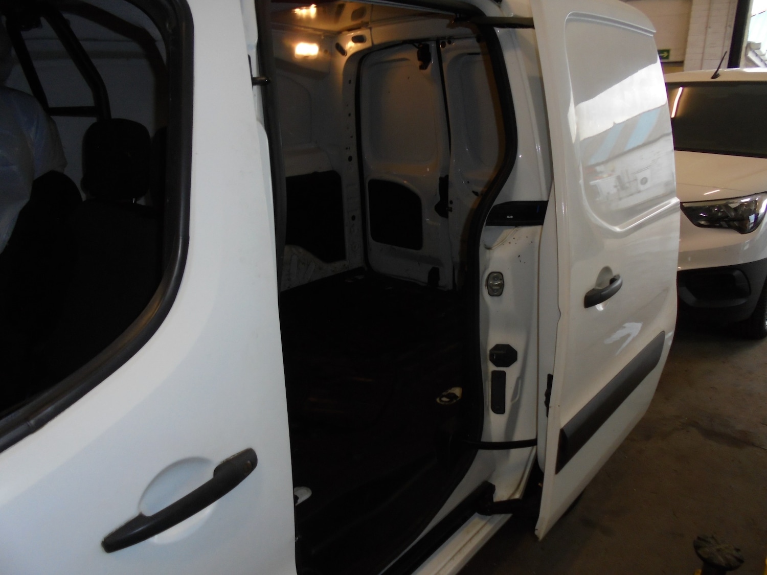 Used Citroen Berlingo 2018 for sale - 78000377: Photo 9