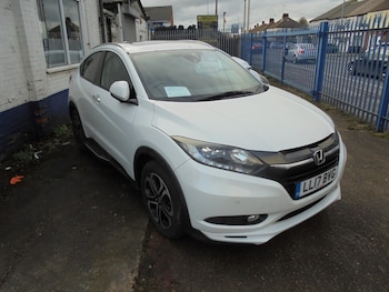 Used Honda HR-V 2017 for sale - 77691102: Photo