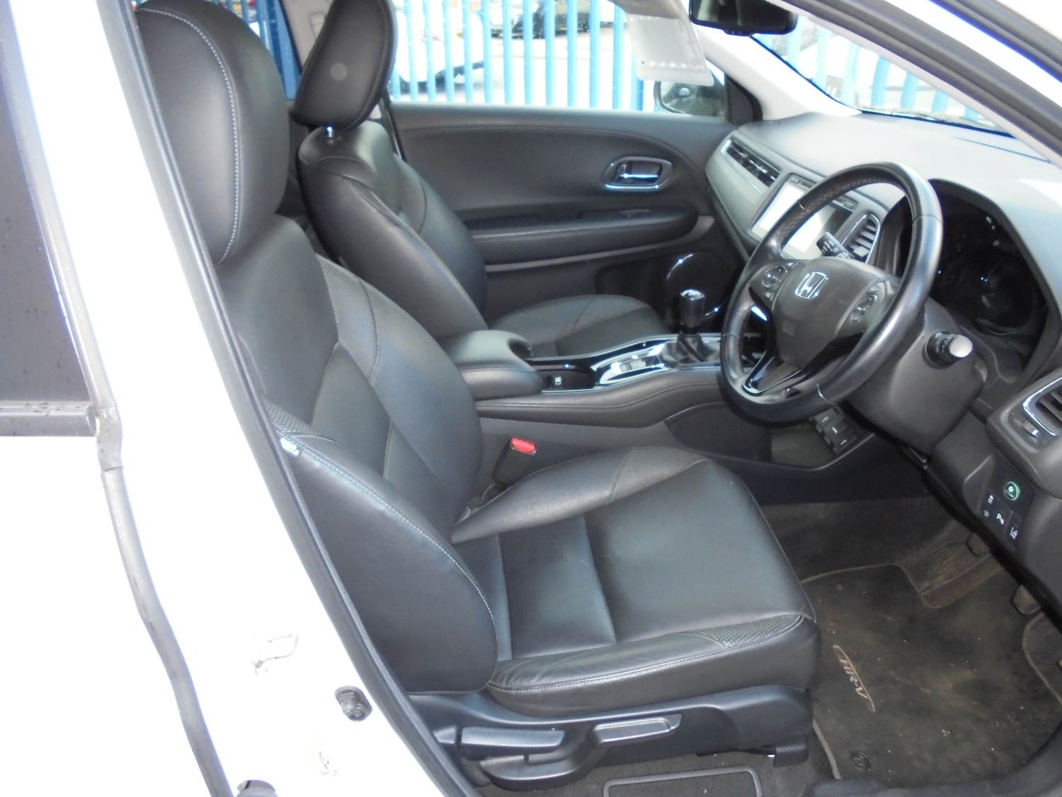 Used Honda HR-V 2017 for sale - 77691102: Photo 5