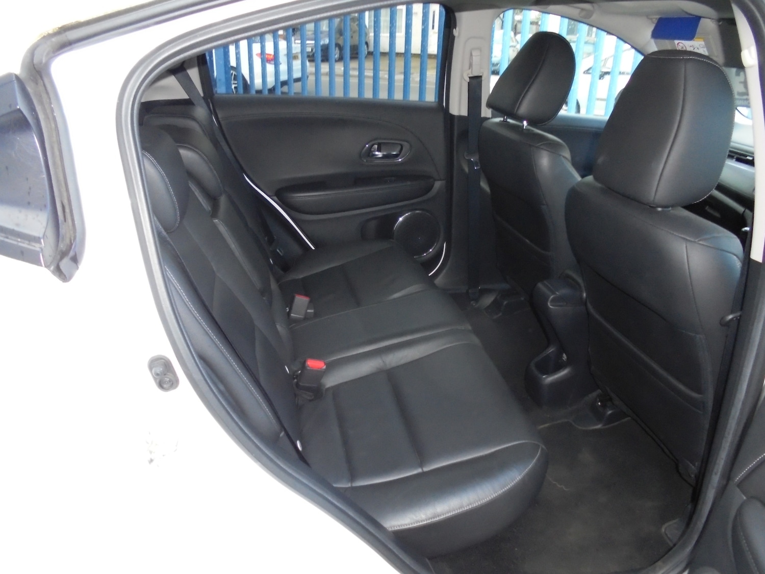 Used Honda HR-V 2017 for sale - 77691102: Photo 6