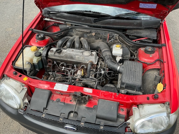 Used Ford Escort 2002 for sale - 75736135: Photo 7