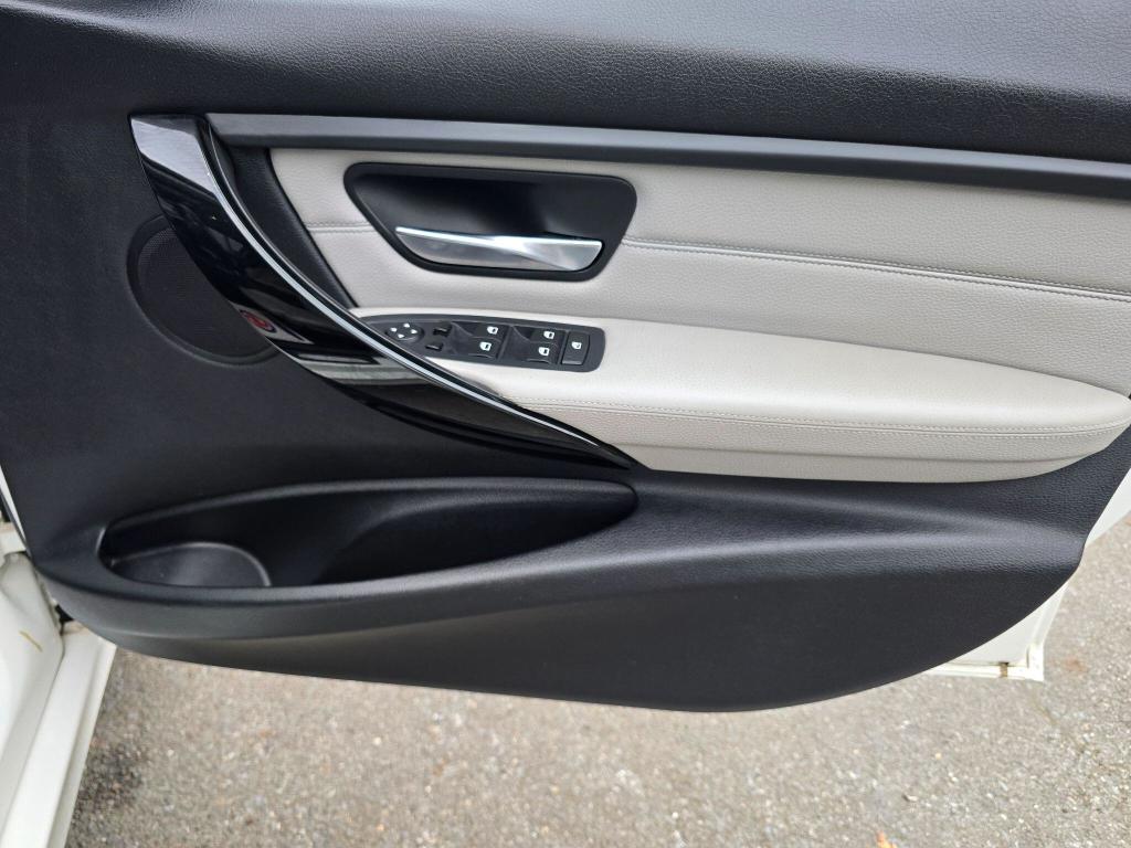 Used BMW 3 Series 2013 for sale - 76177143: Photo 25