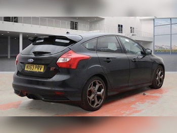 Used Ford Focus 2013 for sale - 78850204: Photo