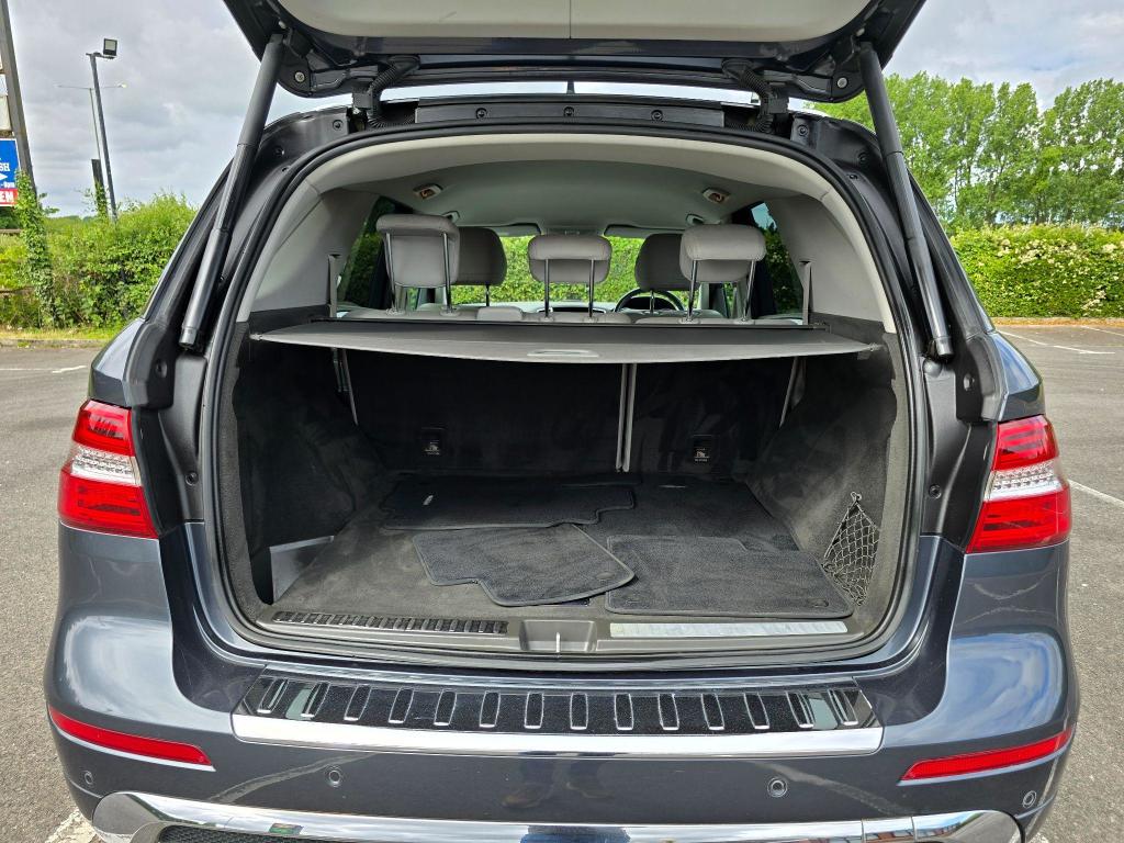 Vehicle 33