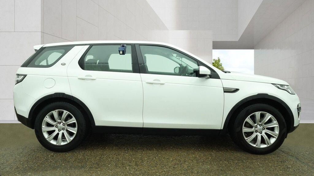 Used Land Rover Discovery Sport 2015 for sale - 78095722: Photo 5