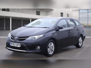 Used Toyota Auris 2014 for sale - 76603777: Photo