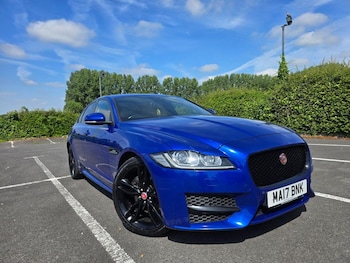 Used Jaguar XF 2017 for sale - 75825480: Photo