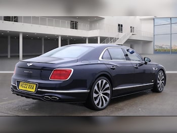 Used Bentley Flying Spur 2022 for sale - 77244492: Photo