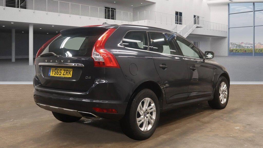 Used Volvo XC60 2015 for sale - 77336404: Photo 4