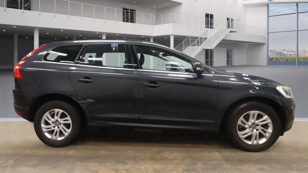 Used Volvo XC60 2015 for sale - 77336404: Photo 5