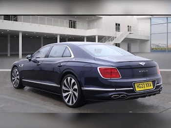 Used Bentley Flying Spur 2022 for sale - 77163972: Photo