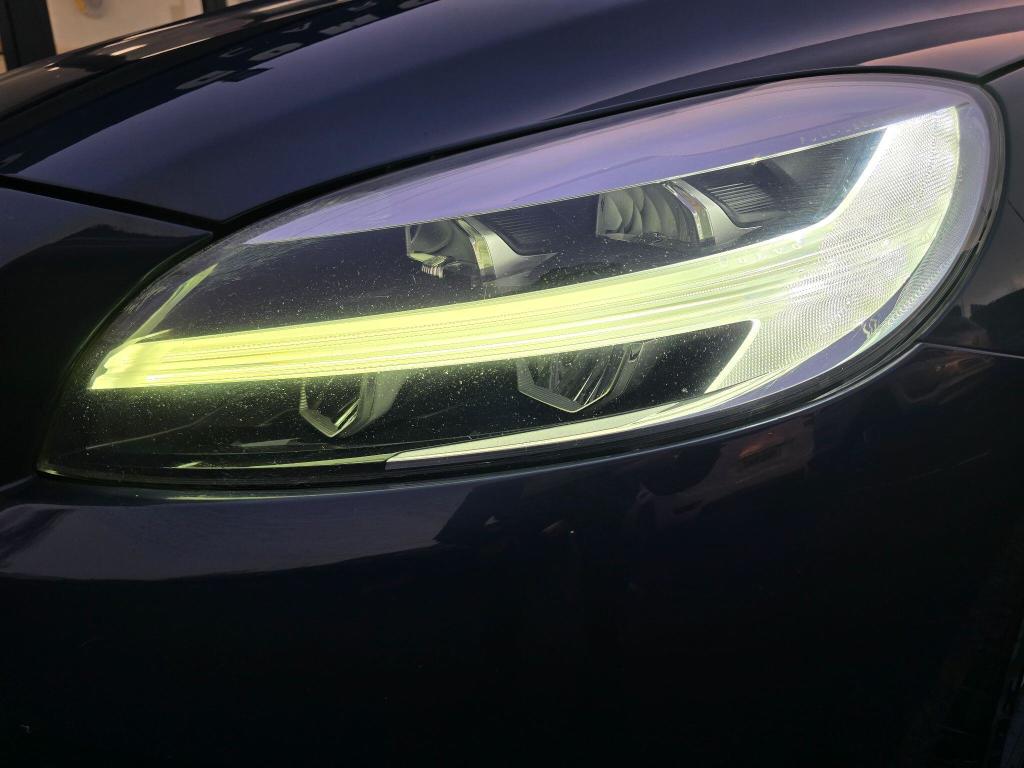 Used Volvo V40 2016 for sale - 77211614: Photo 10