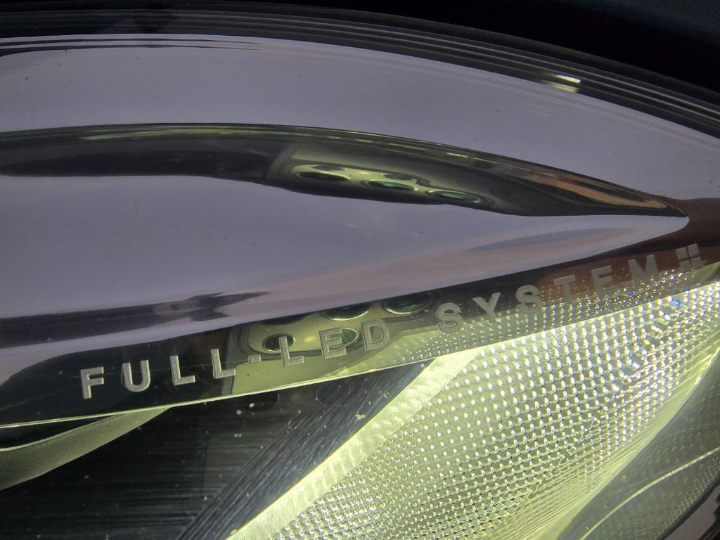 Used Volvo V40 2016 for sale - 77211614: Photo 12