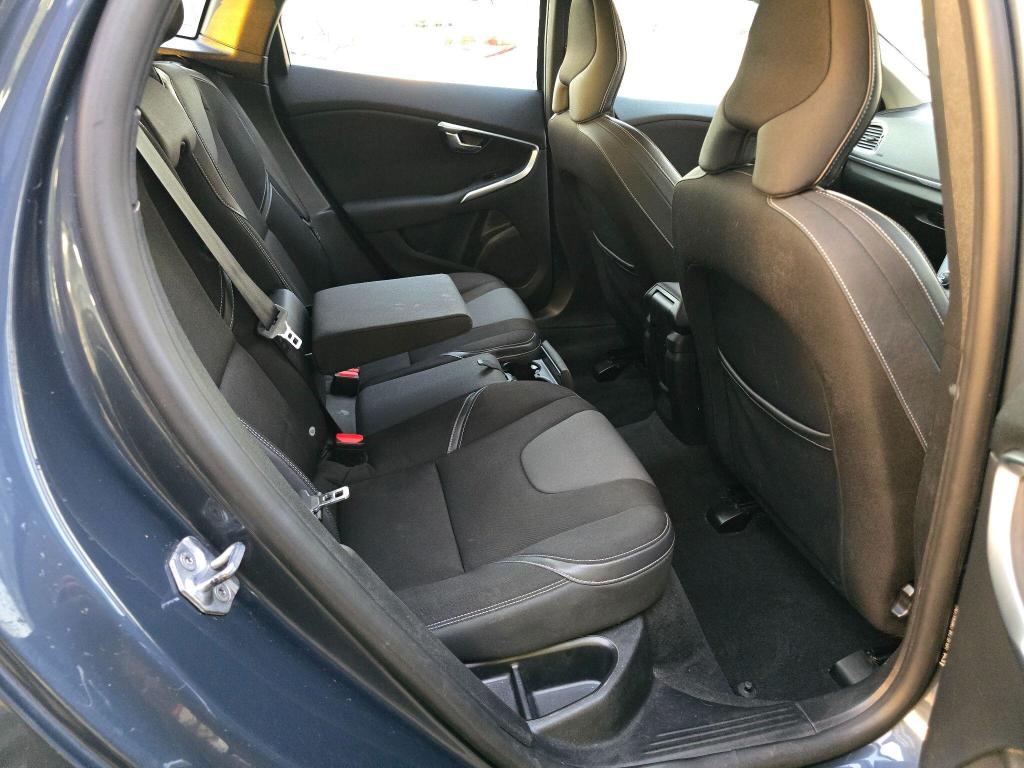 Used Volvo V40 2016 for sale - 77211614: Photo 14