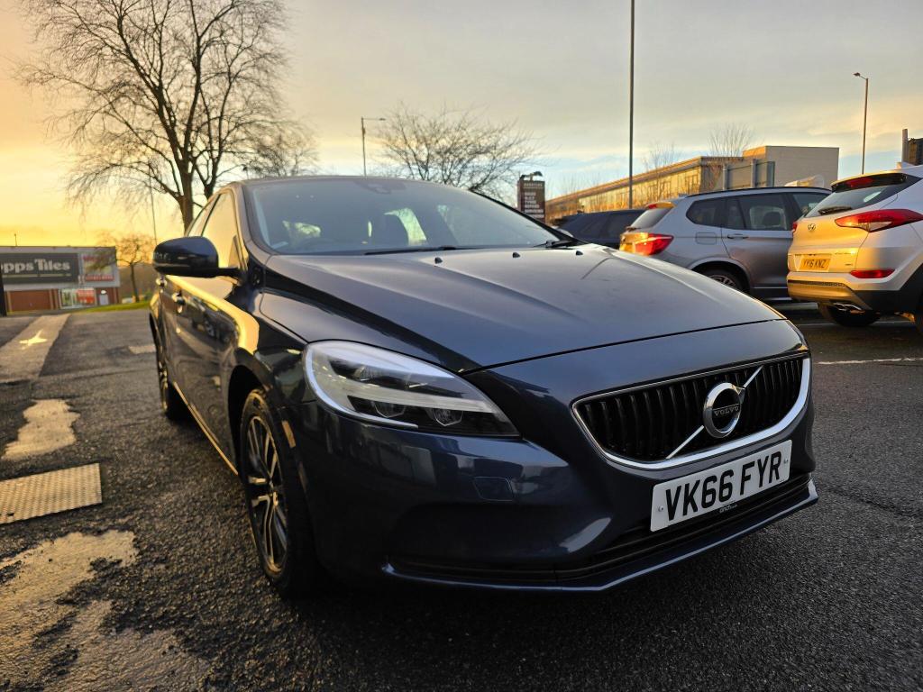 Used Volvo V40 2016 for sale - 77211614: Photo 2