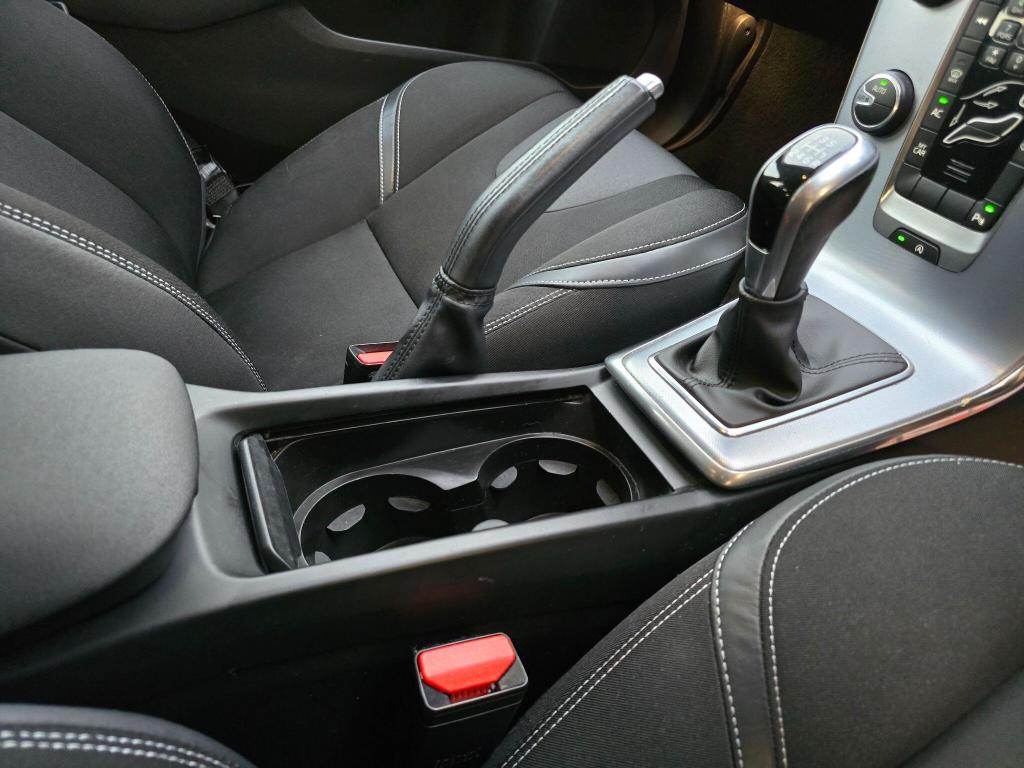 Used Volvo V40 2016 for sale - 77211614: Photo 21