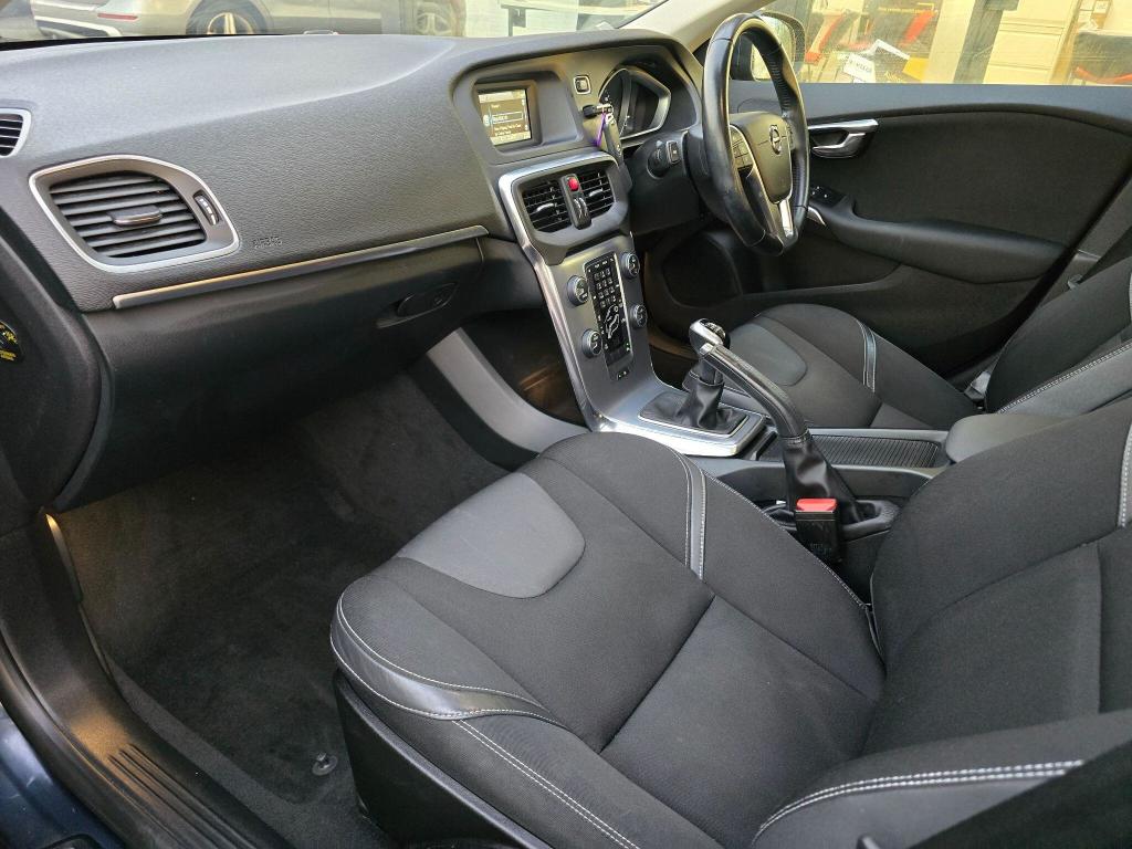 Used Volvo V40 2016 for sale - 77211614: Photo 24