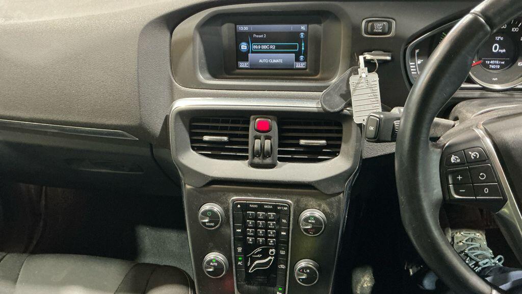 Used Volvo V40 2014 for sale - 77715313: Photo 6