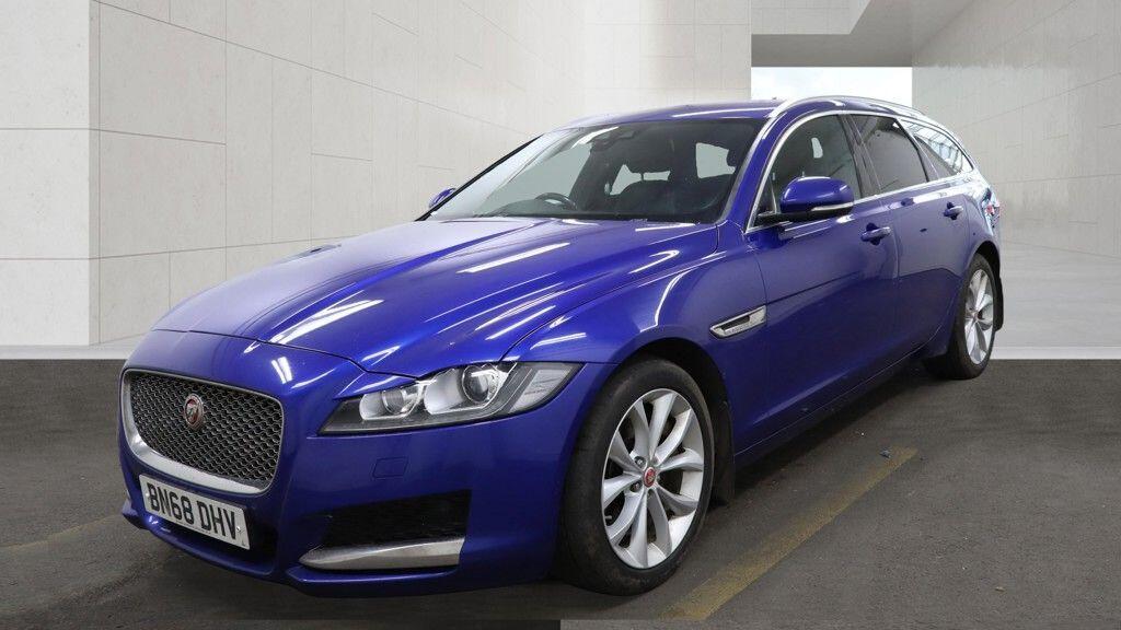 Used Jaguar XF 2018 for sale - 78167831: Photo 2