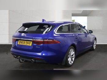 Used Jaguar XF 2018 for sale - 78167831: Photo