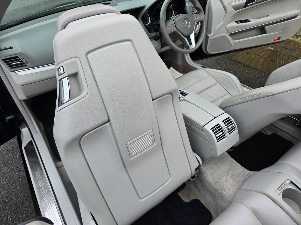 Used Mercedes-Benz E Class 2012 for sale - 77211625: Photo 25